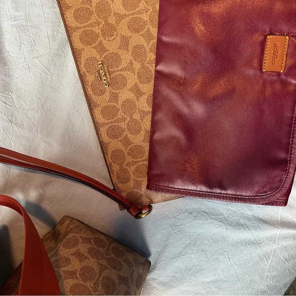 Coach Baby Messenger Bag In Signature Canvas - Picture 9 of 12